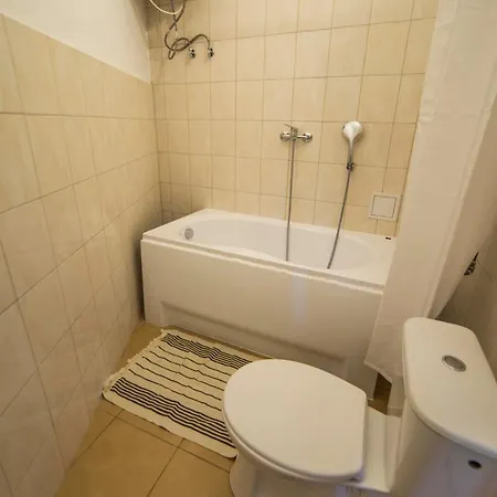 Apartamento Pijarska 3 *